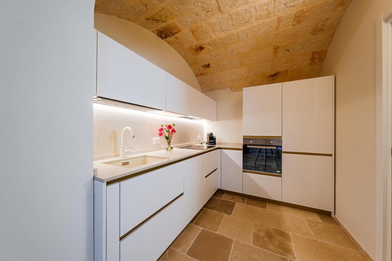 Helloapulia Charming Palazzo Clemente - Self-Catering Suites With Aircondition Monopoli Buitenkant foto