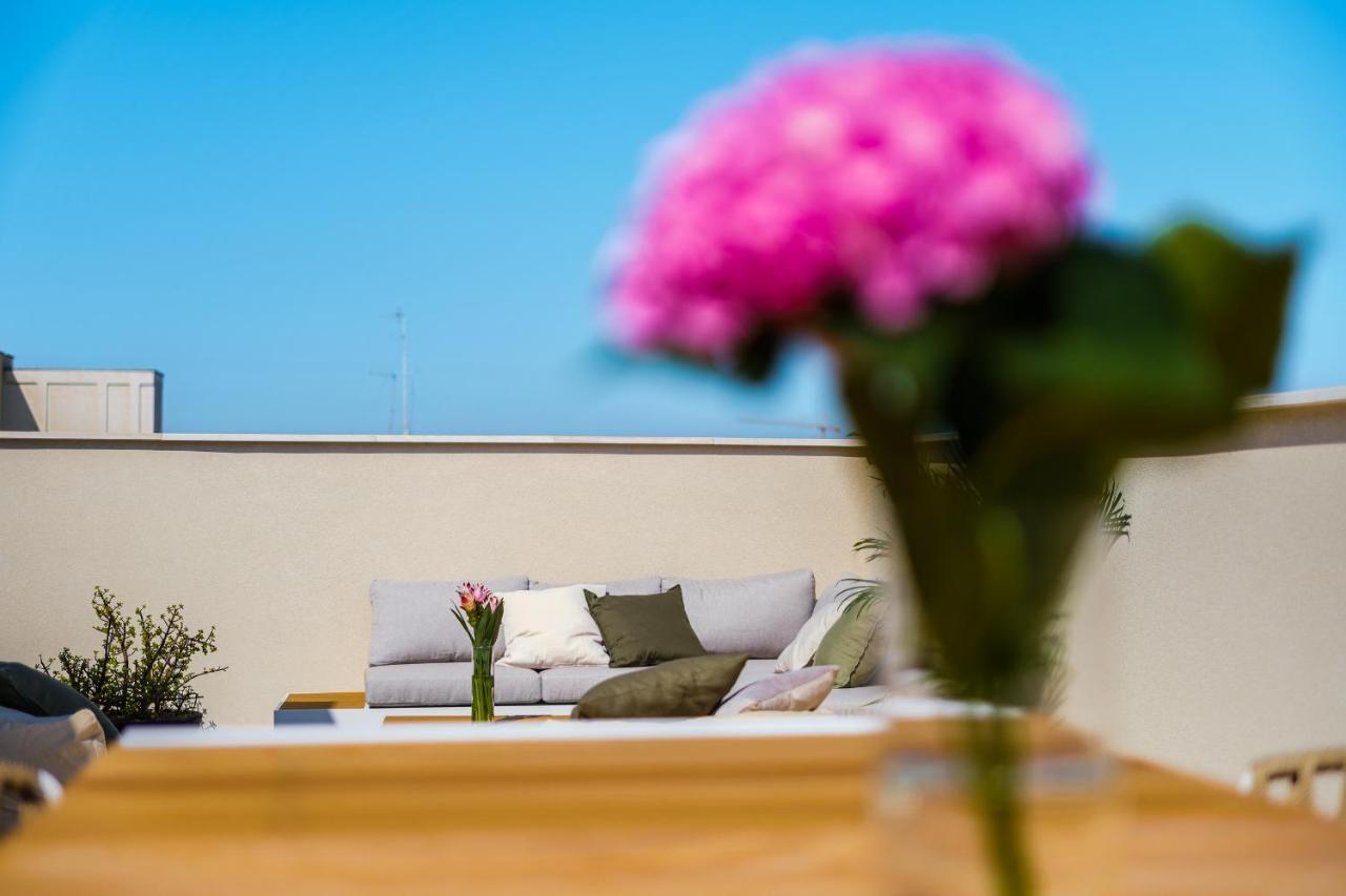 Helloapulia Charming Palazzo Clemente - Self-Catering Suites With Aircondition Monopoli Buitenkant foto