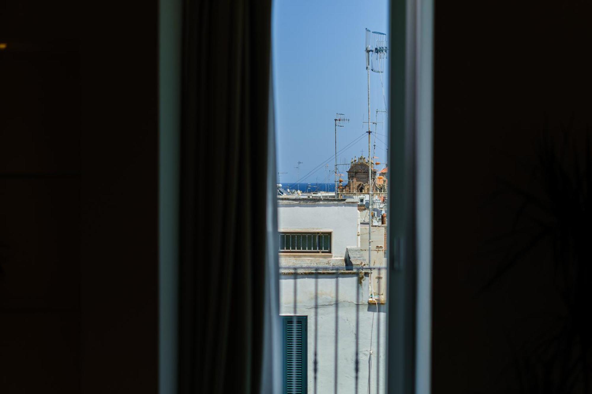 Helloapulia Charming Palazzo Clemente - Self-Catering Suites With Aircondition Monopoli Buitenkant foto