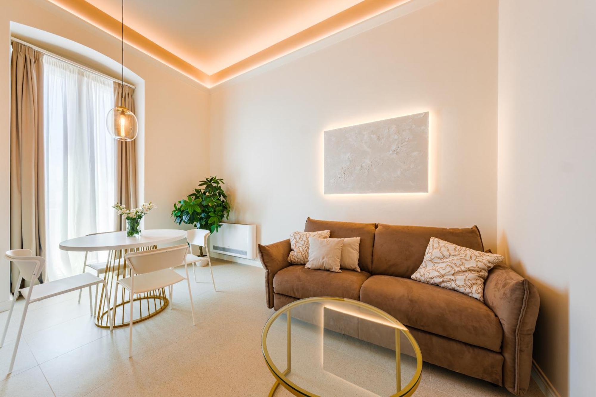 Helloapulia Charming Palazzo Clemente - Self-Catering Suites With Aircondition Monopoli Buitenkant foto