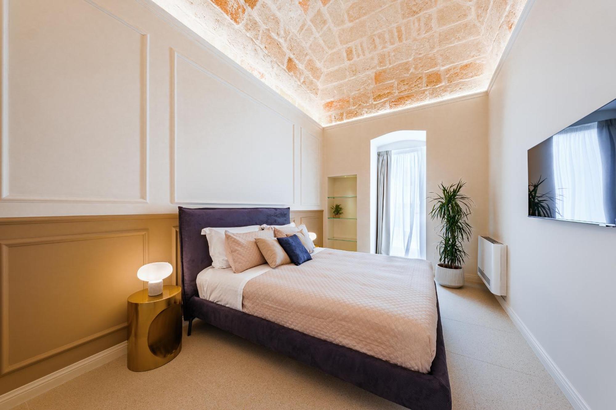 Helloapulia Charming Palazzo Clemente - Self-Catering Suites With Aircondition Monopoli Buitenkant foto
